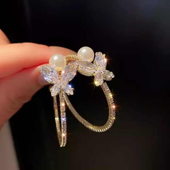 New 18k gold plated luxury earrings - Picture 2 of 5